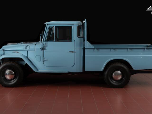 Toyota Land Cruiser FJ 45