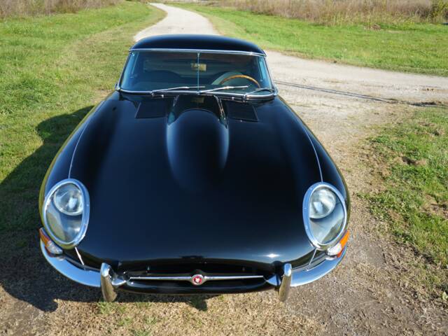 Jaguar E-Type 3.8