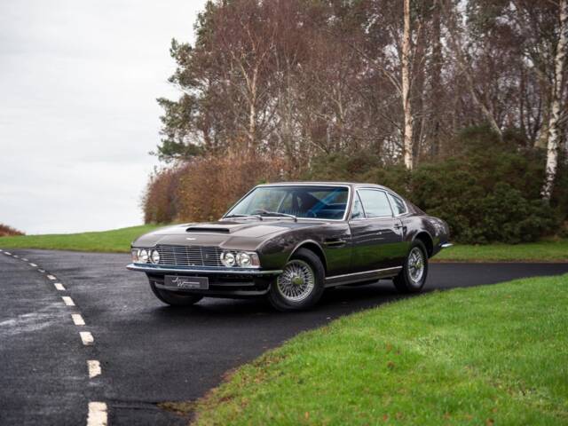 Aston Martin DBS