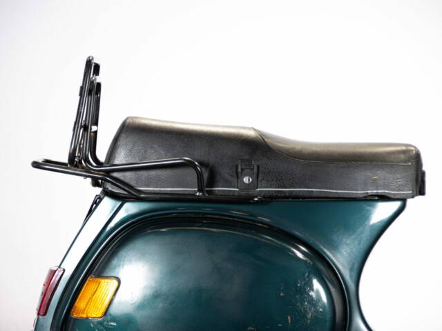 Piaggio Vespa Cosa 150