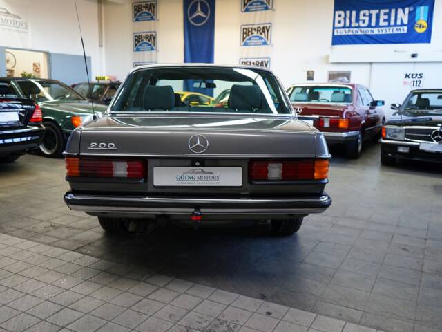 Mercedes-Benz 280 E