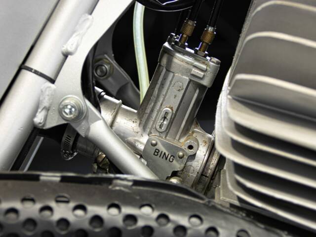 SWM 125 Six Days