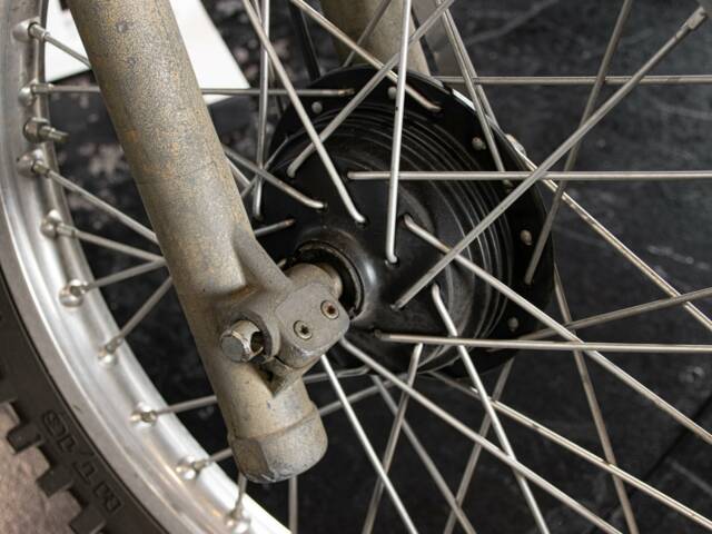 Montesa Cappra 250 VB