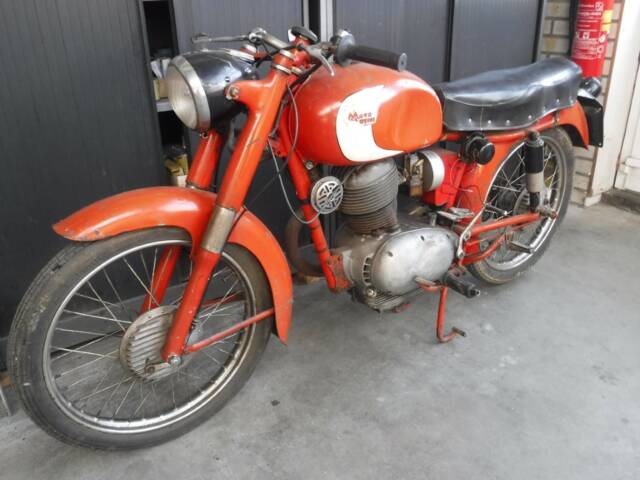 Image 1/16 de Moto Morini DUMMY (1958)