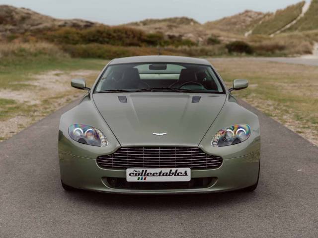 Aston Martin V8 Vantage