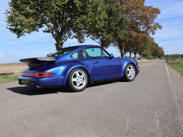 Porsche 911 Turbo 3.3
