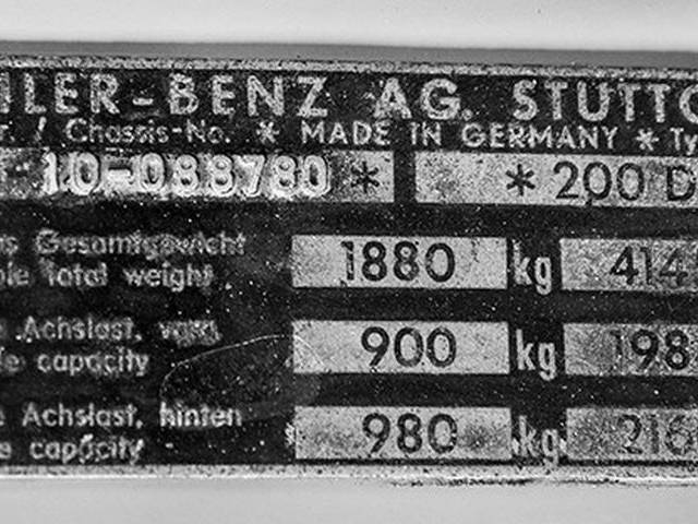 Mercedes-Benz 200 D