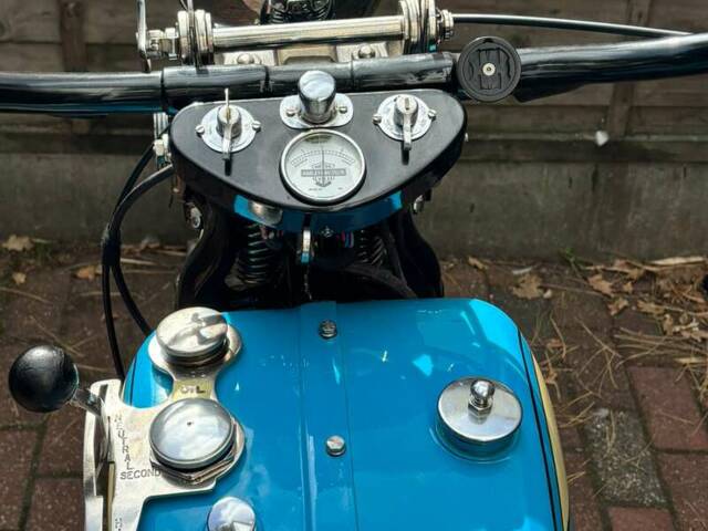 Harley-Davidson VLD "Big Twin"