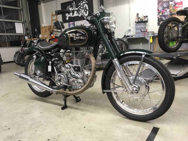 Made like a gun - Royal Enfield Super Bullet 624ccm