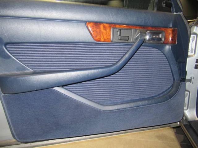 Mercedes-Benz 380 SEL