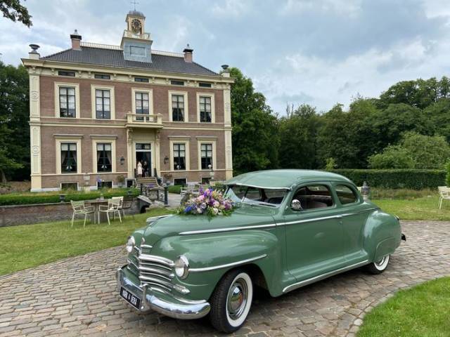 Image 1/8 of Plymouth Special Deluxe (1947)