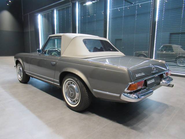 Mercedes-Benz 280 SL