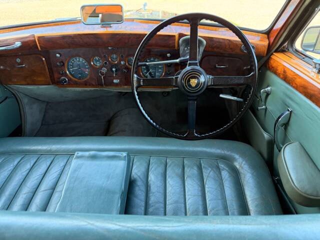 Jaguar Mk IX
