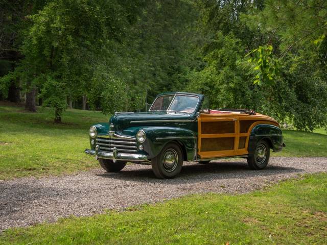 Image 1/32 of Ford Super Deluxe (1947)