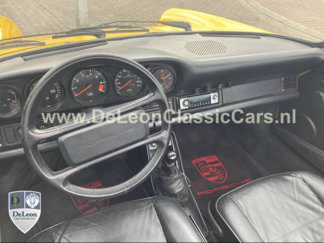 Porsche 911 2.2 T