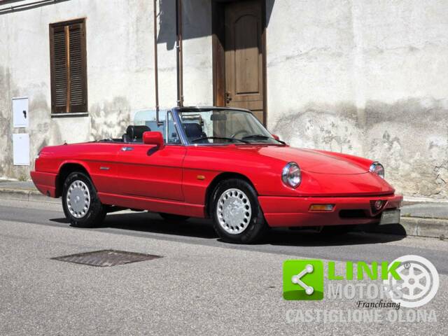 Imagen 1/10 de Alfa Romeo 1.6 Spider (1991)