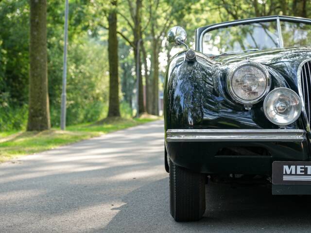 Jaguar XK 120 DHC