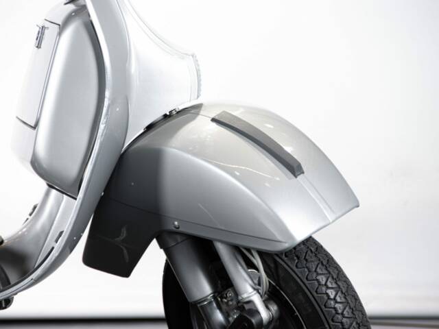 Piaggio Vespa P 200 E