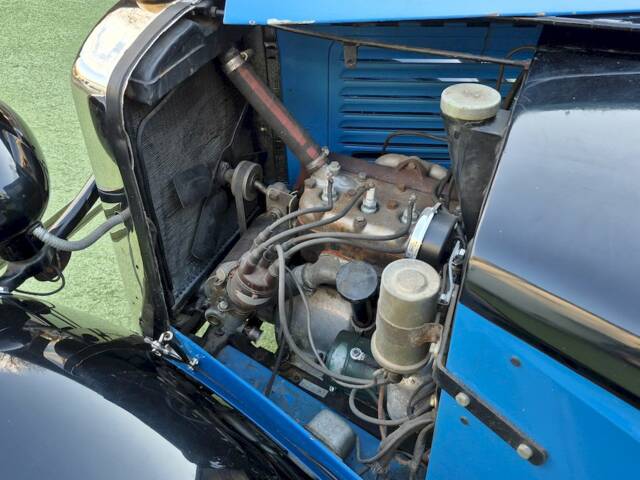 Austin 7 Saloon