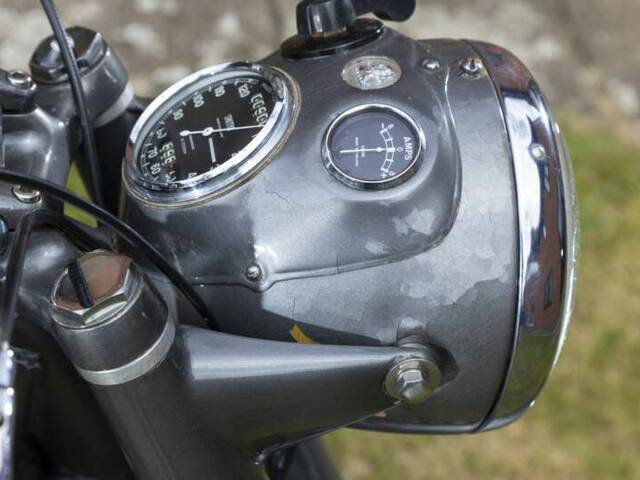 Norton Dominator 99