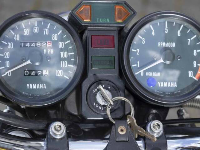 Yamaha RD 400