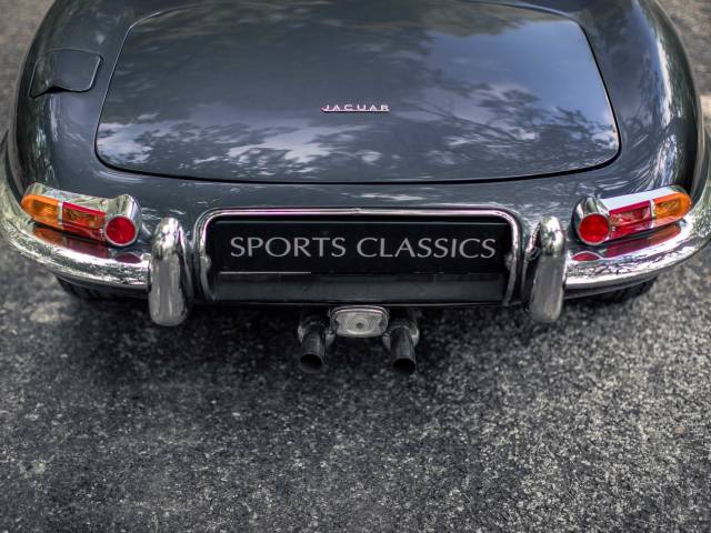 Jaguar E-Type 3.8