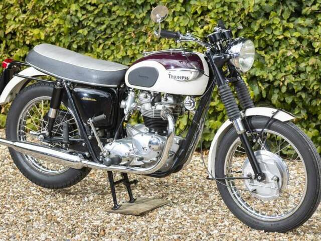 Triumph Bonneville T120TT