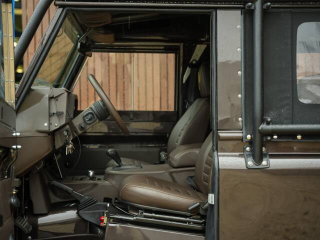 Land Rover 110