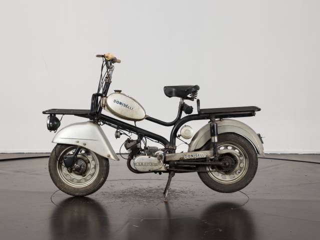 Image 1/11 of Doniselli DUMMY (1968)