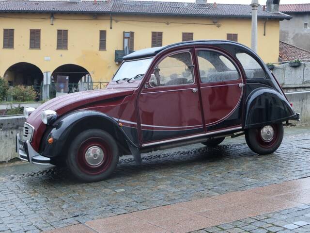 Citroën 2 CV 6 Charleston