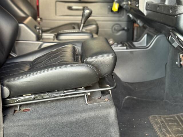 Land Rover Defender 130 Td5 Crew Cab