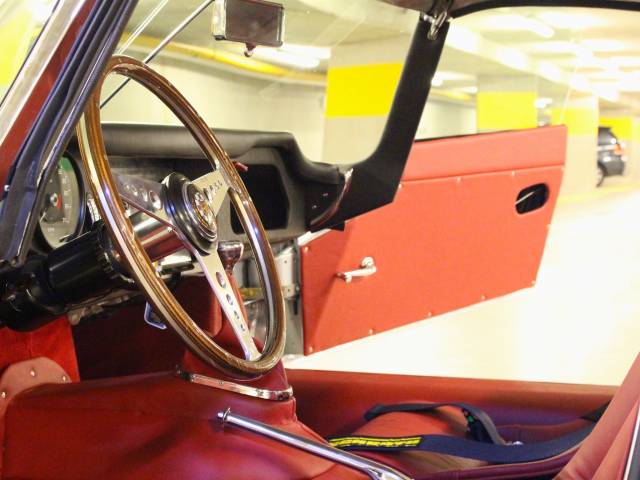 Jaguar E-Type 3.8