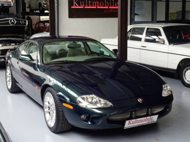Image 1/16 of Jaguar XKR (1999)