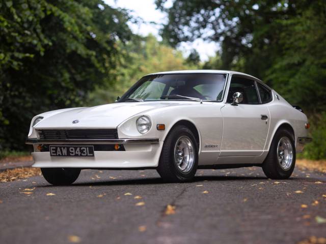 Image 1/10 of Datsun 240 Z (1973)