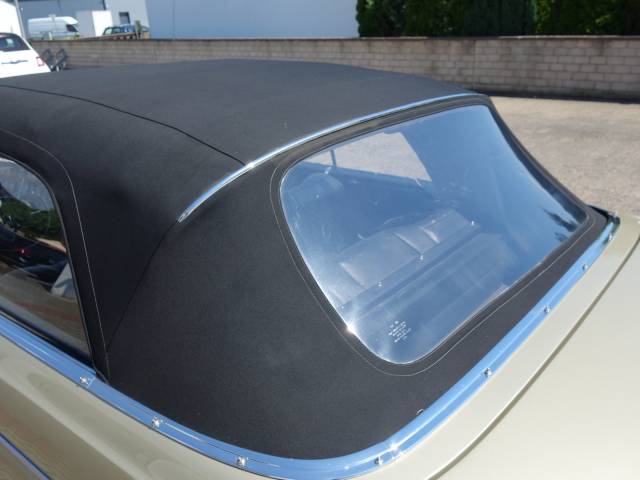 Mercedes-Benz 300 SE