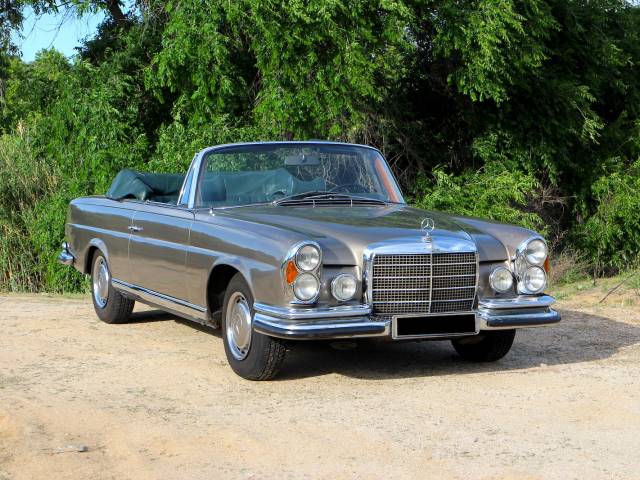 Mercedes-Benz 280 SE