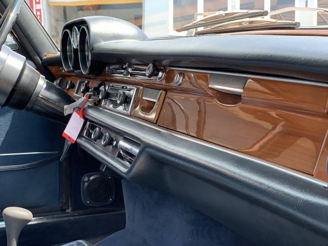 Mercedes-Benz 300 SEL 6.3