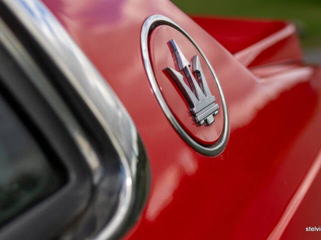 Maserati 222