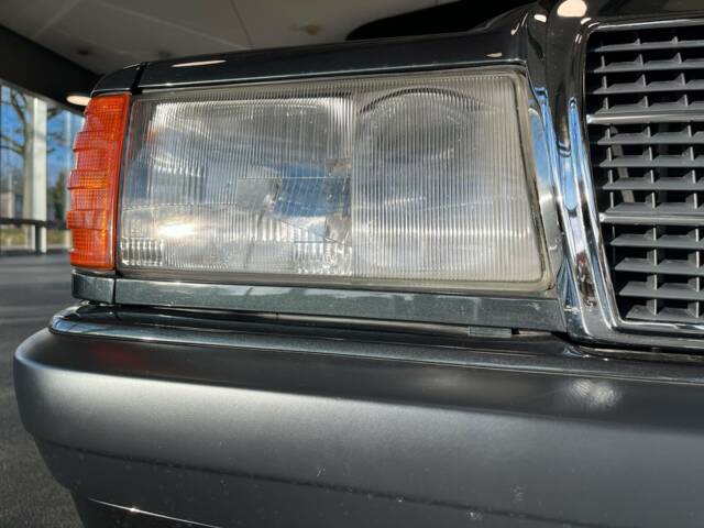 Mercedes-Benz 190 E 2.5-16