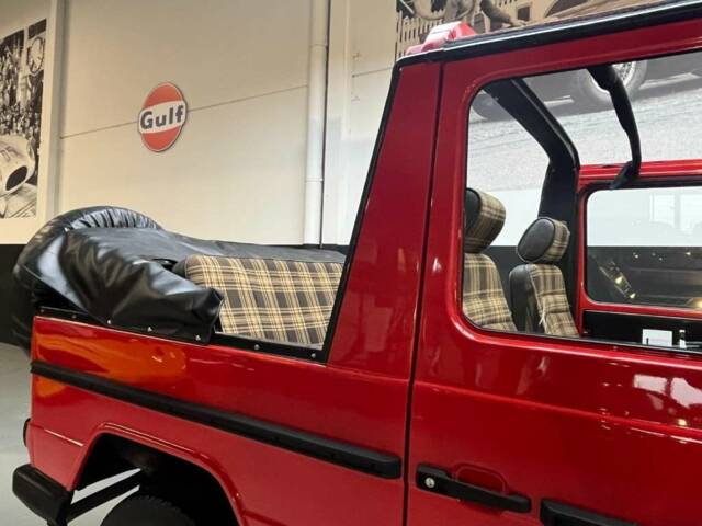 Mercedes-Benz 230 GE (SWB)