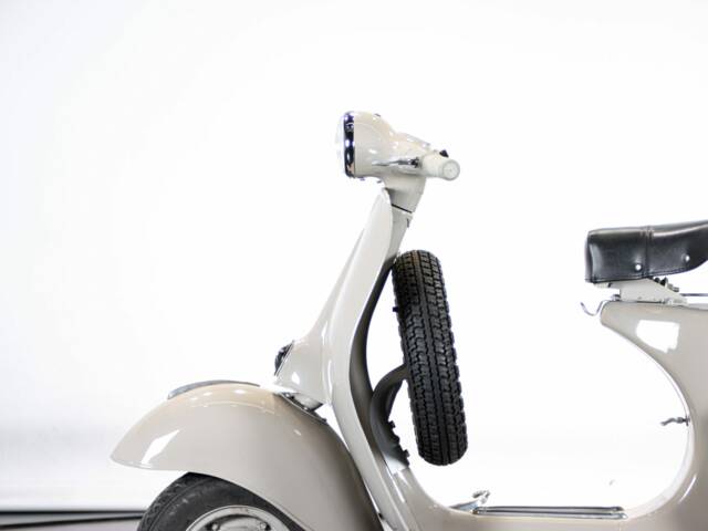 Piaggio Vespa 125