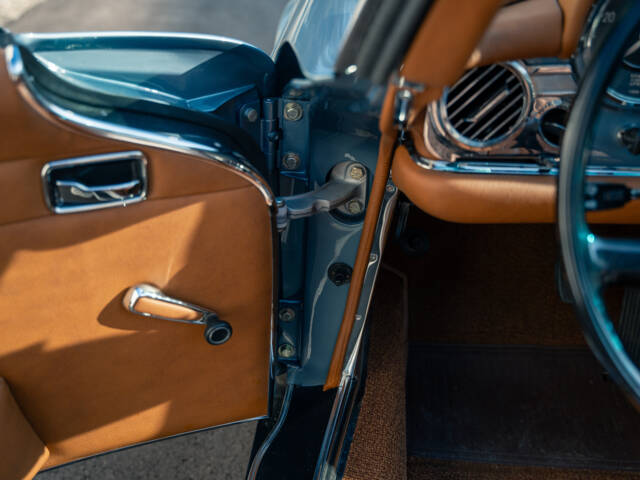 Mercedes-Benz 280 SL