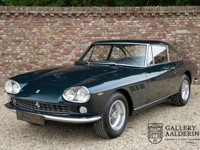Bild 1/50 von Ferrari 330 GT 2+2 (1965)