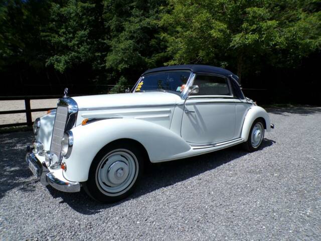 Mercedes-Benz 220 Cabriolet A