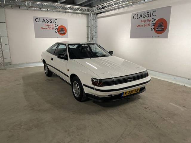 Image 1/9 of Toyota Celica ST (1988)