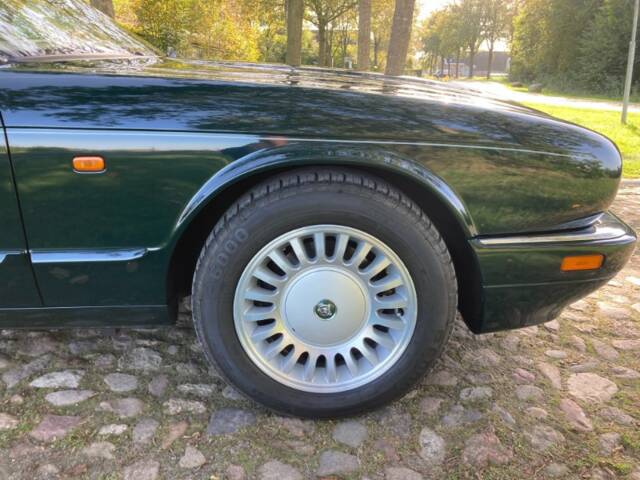 Jaguar XJ12 6.0