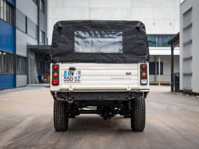 Land Rover Defender 130 Td5 Crew Cab