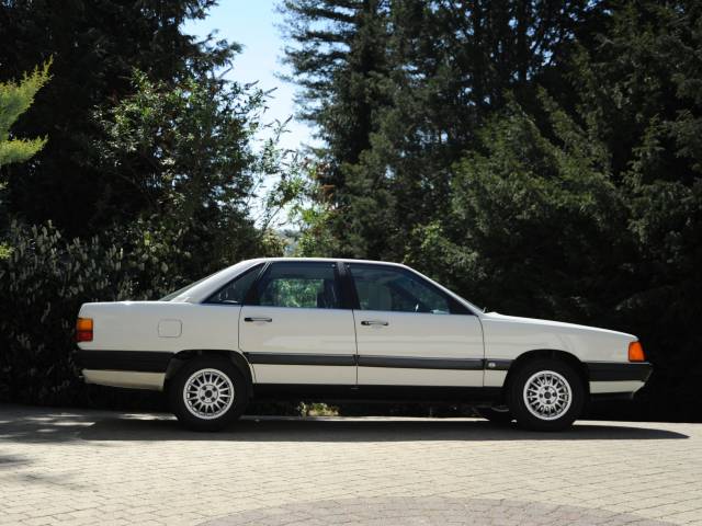 Audi 100 - 2.0