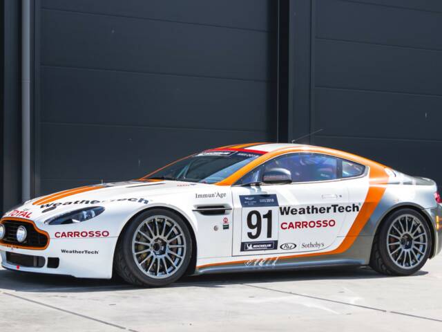 Aston Martin V8 Vantage