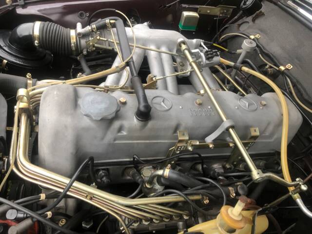 Mercedes-Benz 280 SE